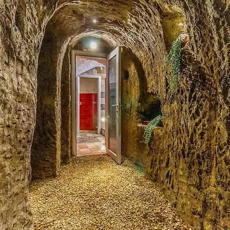 Spacious With Garden&spa * Sorrento